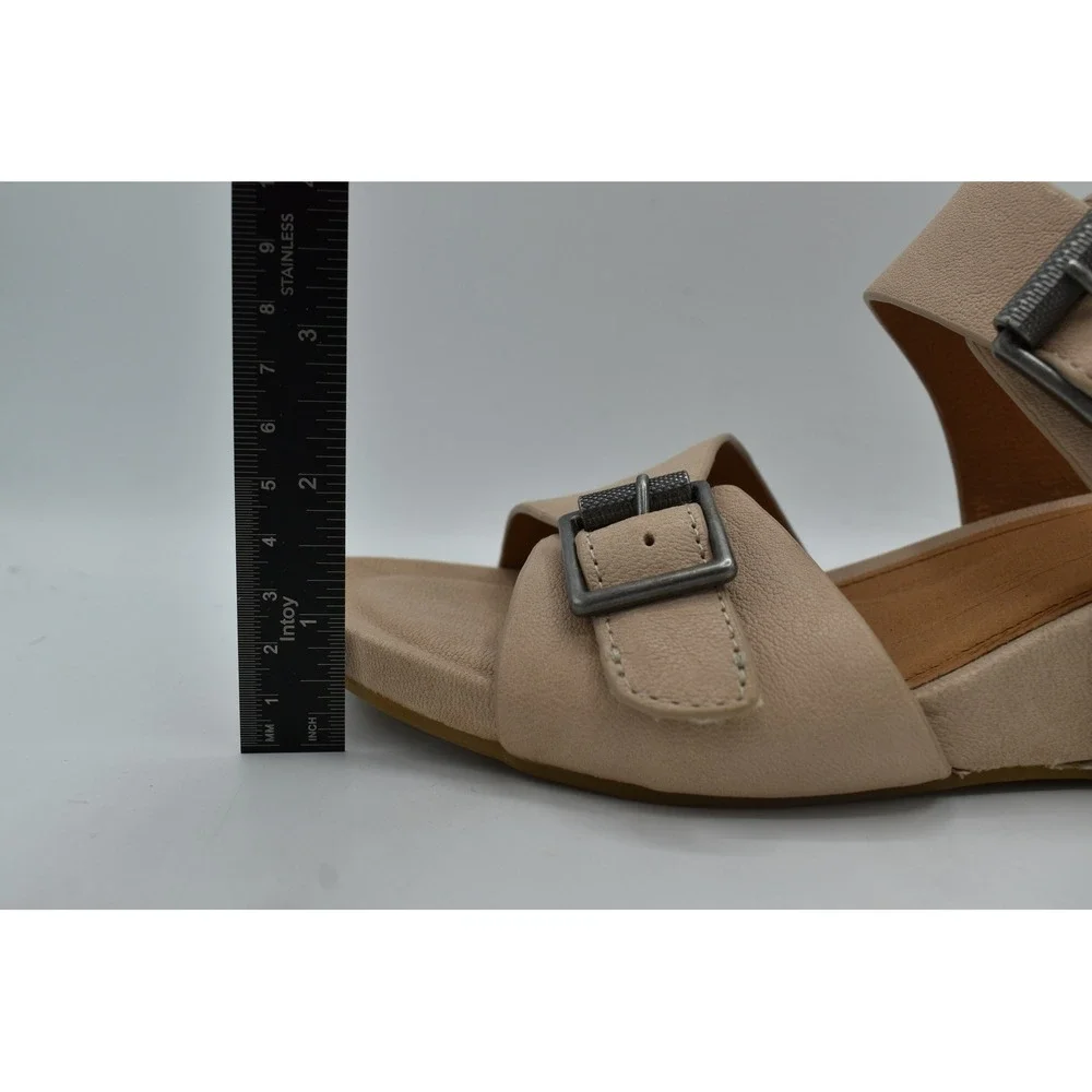 Sofft Women Size 7 Valeri Tapioca Grey Leather Wedge Sandals Shoes